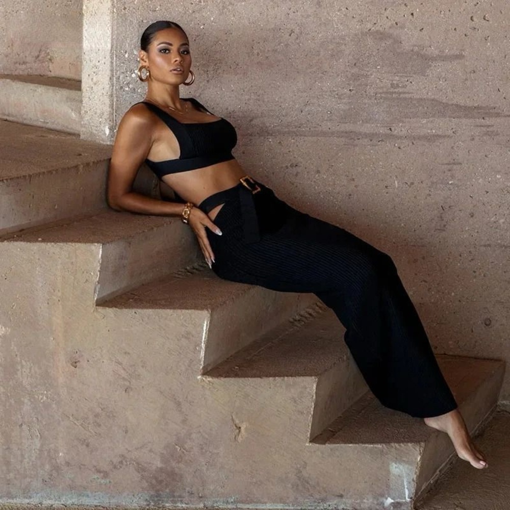 Elegant Black Ribbed Two-Piece Set - Picture 2 of 2